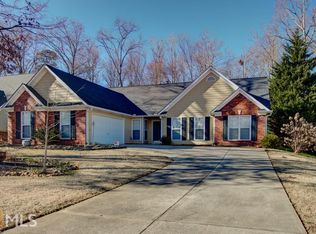 5740 Newberry Point Dr, Flowery Branch, GA 30542