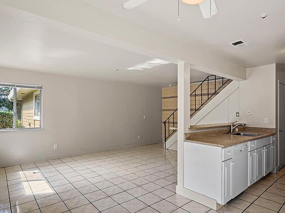 5th image of 2660 Coffey Lane