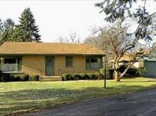 18N692 Woodcrest Ln, Dundee, IL 60118