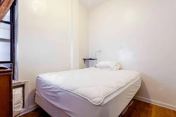 Rented by Town Residential | media 18