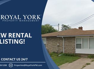 5958 Carlton Ave #1, Niagara Falls, ON L2G5J5