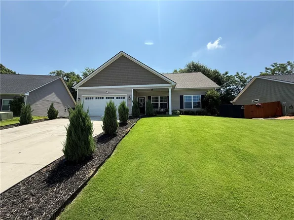 206 Ashwood Ln, Anderson, SC 29625