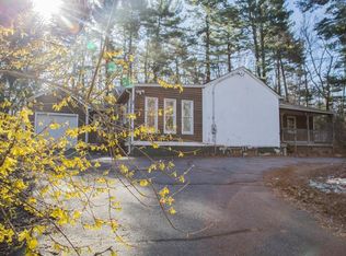 182 Chopmist Hill Rd, Glocester, RI 02814