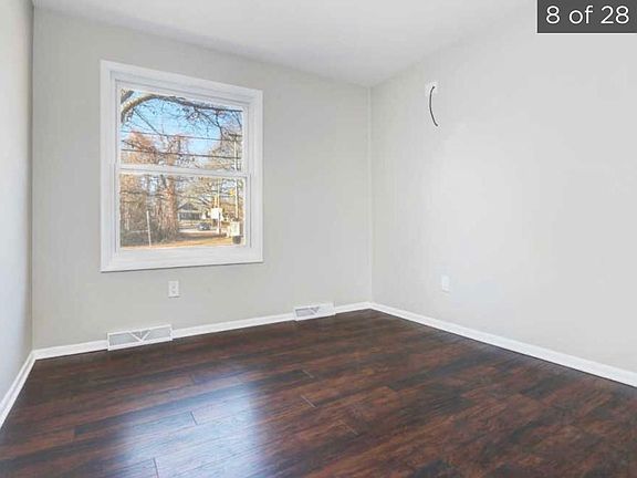 4th image of 3 Lisbon Ave