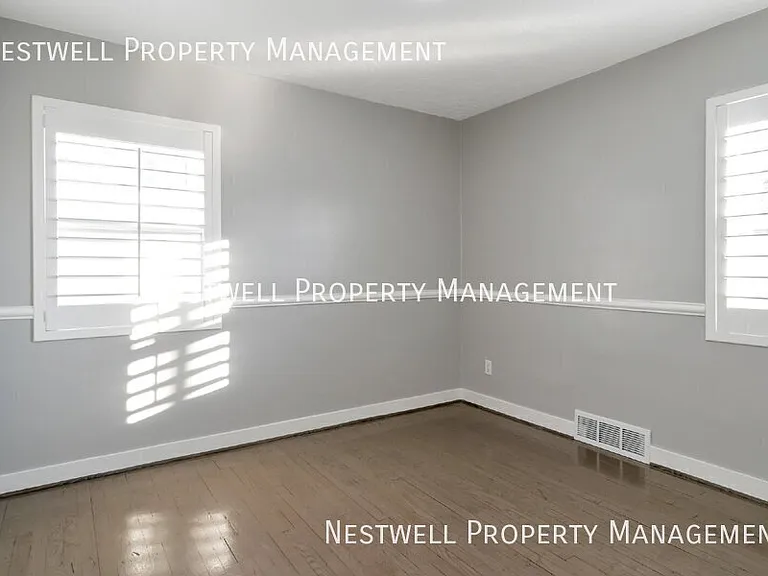2590 E Wilmington Ave — Photo 9