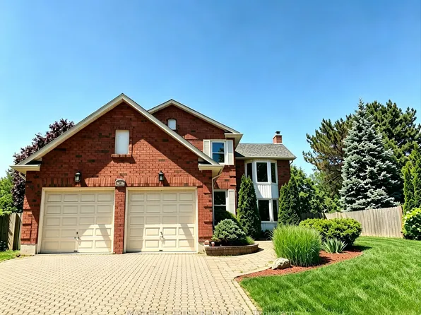 47 Glen Hill Dr, Whitby, ON L1N 6Z8
