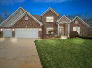 826 Honeywood Dr, Lake Saint Louis, MO 63367
