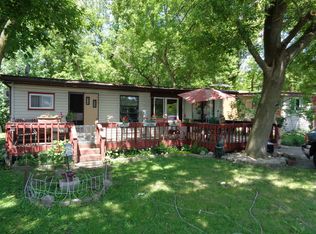 272 Misty Rdg, Lakemoor, IL 60051