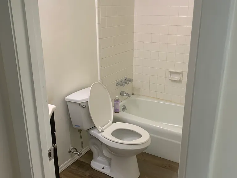 1702 N Hamilton St #C — Photo 6