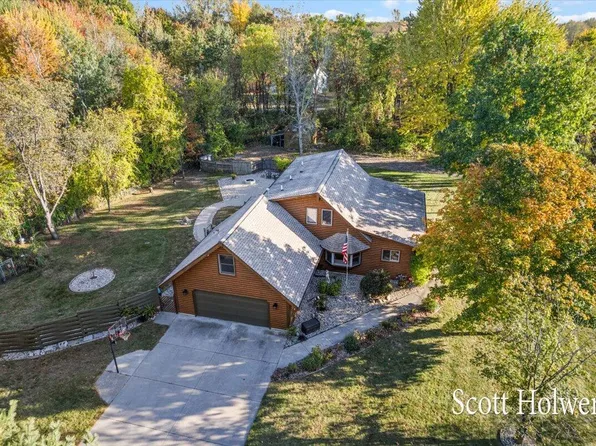 10310 60th Ave, Allendale, MI 49401