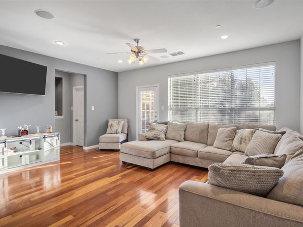 irving-texas-83998238 picture