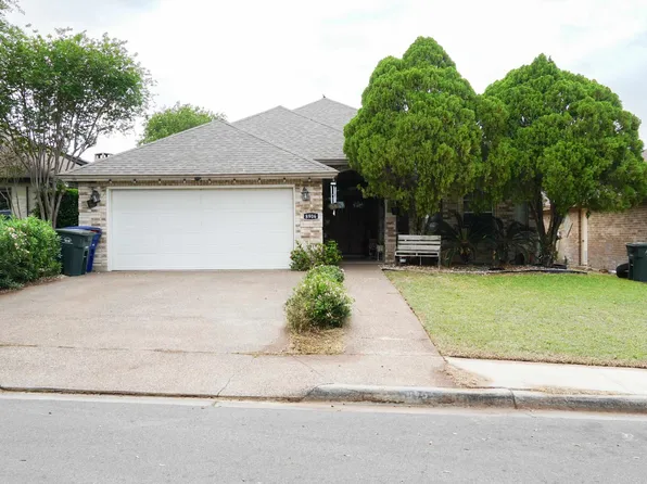 8906 Rolling Hills Dr, Laredo, TX 78045