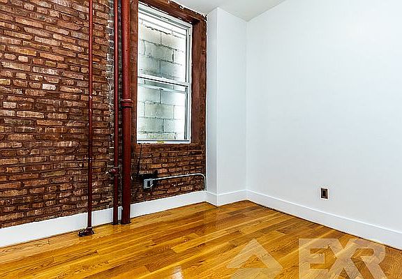 5th image of 11 Humboldt St #2B