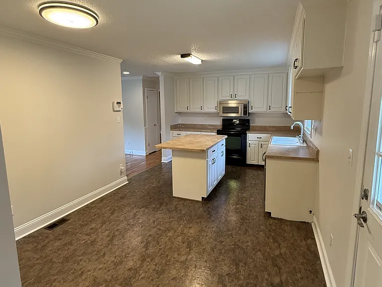 216 Fain Dr — Photo 7