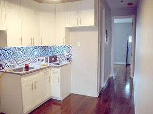 42 Scholes St, Brooklyn, NY 11206