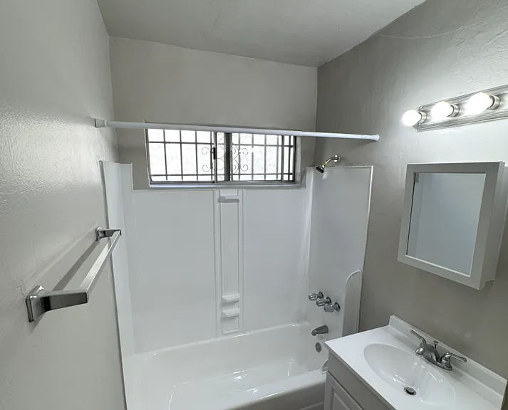 11421 S Normandie Ave #5 — Photo 6