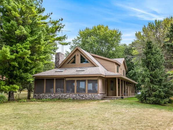 W3044 Longview Lane, Green Lake, WI 54941