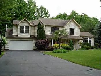 20 Winding Woods Way photo 1
