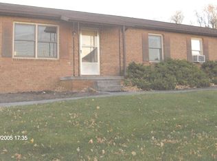 2884 Walls Branch Rd, Blacksburg, VA 24060