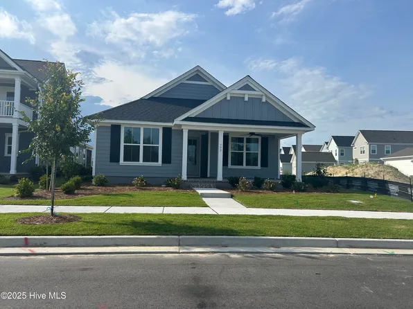 392 Longhill Drive, Wilmington, NC 28412