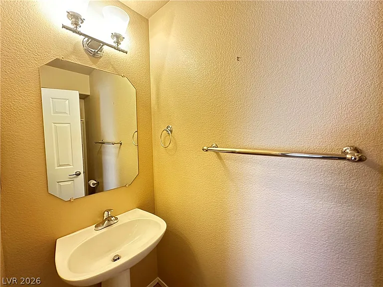 6404 Sierra Diablo Ave — Photo 14