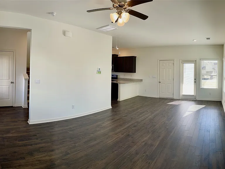 5066 Pike Loop — Photo 2