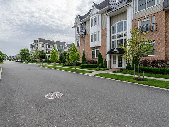 4th image of 368 Trotting Ln