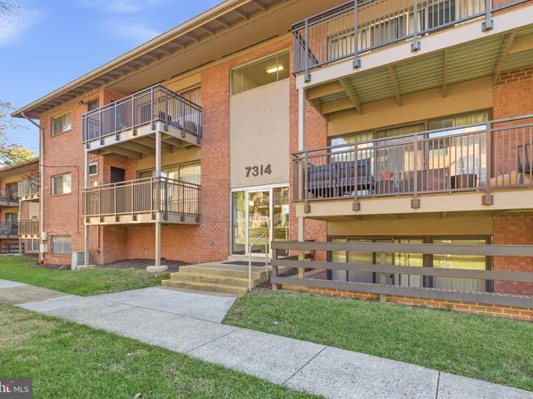 7314 Route 29 Unit 14/103, Falls Church, VA 22046