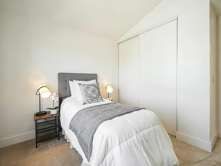 5324 Catanzaro Way — Photo 25