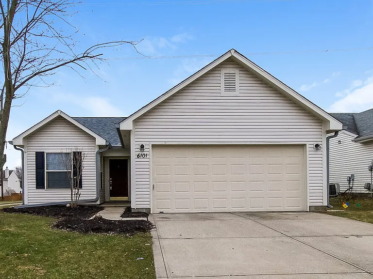 6101 Patoka Lake Dr — Photo 1