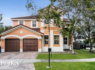 8861 NW 184th St, Hialeah, FL 33018