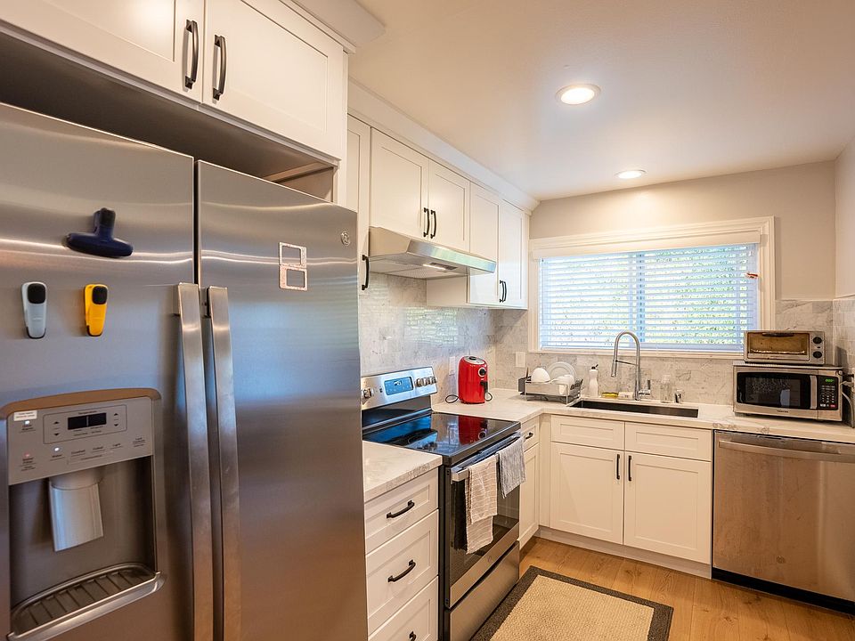 1st image of 538 Hawthorn Ave #3