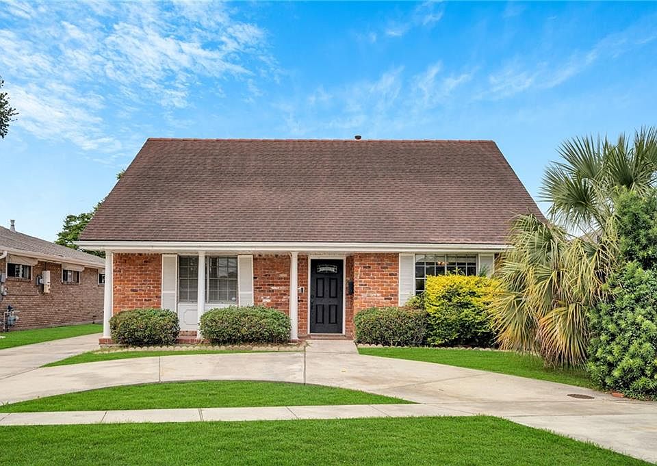 1st image of 3616 Lake Villa Dr