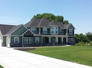 12018 S 224th St, Gretna, NE 68028