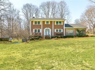 1640 Bright Leaf Rd, Pfafftown, NC 27040