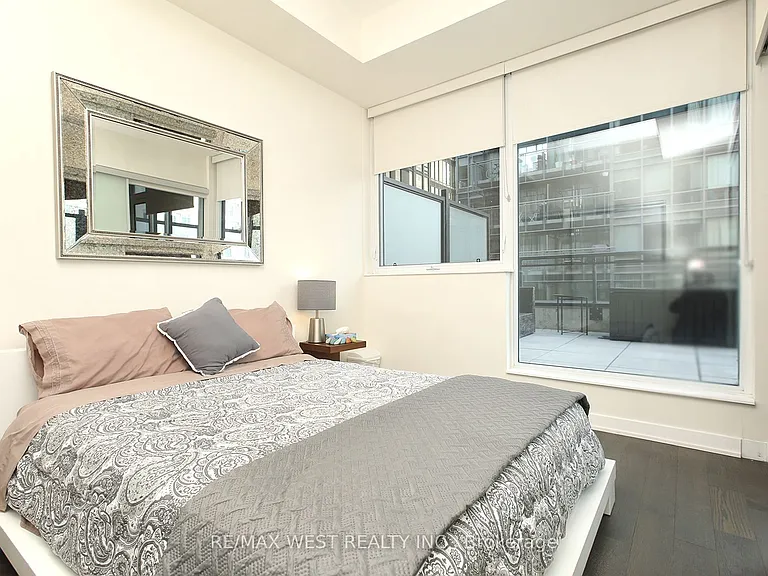 17 Dundonald St #309 — Photo 13
