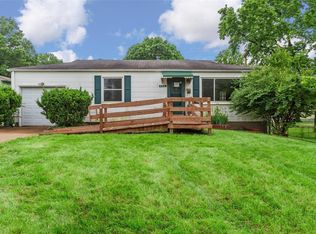 606 Farlo Dr, Saint Louis, MO 63137
