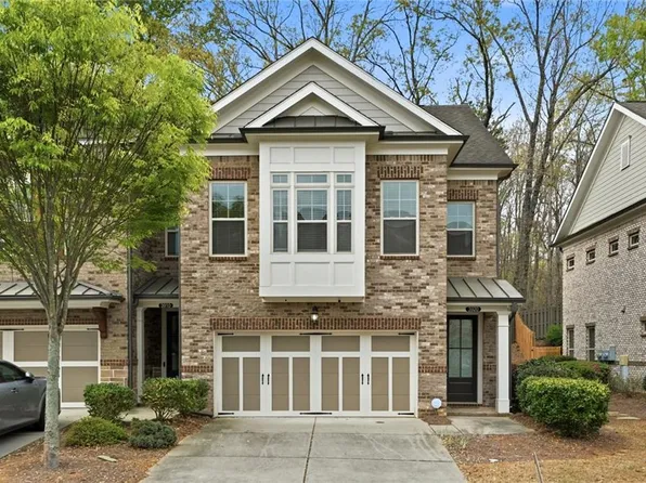 3920 Glenview Club Ln, Duluth, GA 30097