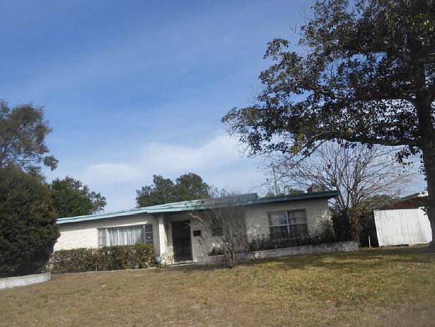 1st image of 4815 Corkwood Ln