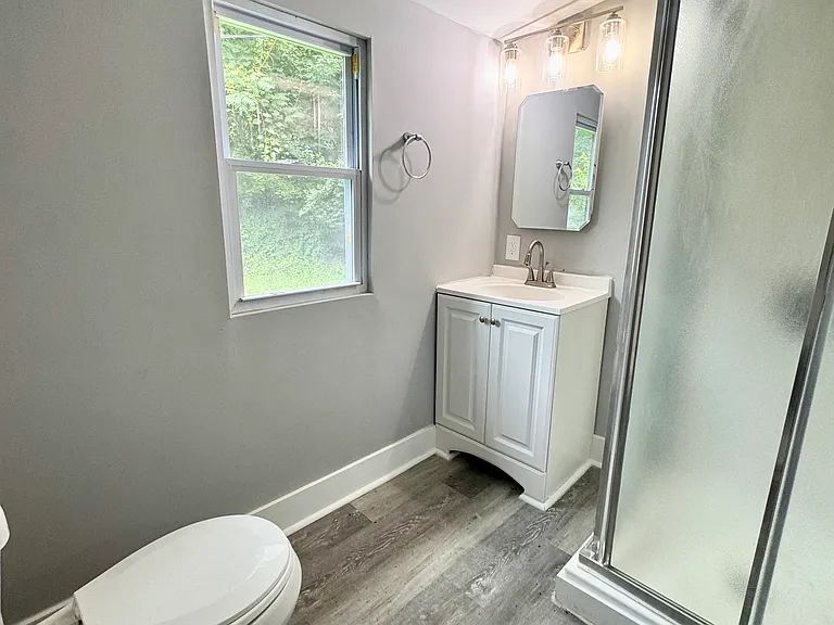 6 Irma Ln — Photo 21