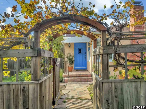1684 Geary Rd, Walnut Creek, CA 94597