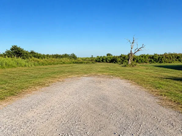 236 Pierre St, Cameron, LA 70631