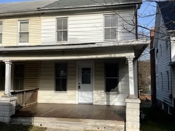 12 W Main St, Windsor, PA 17366