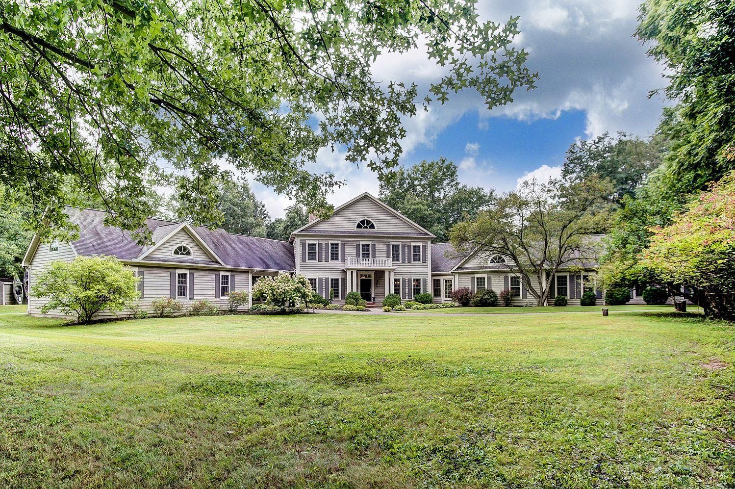 1717 Hankinson Rd, Granville, OH 43023 Zillow