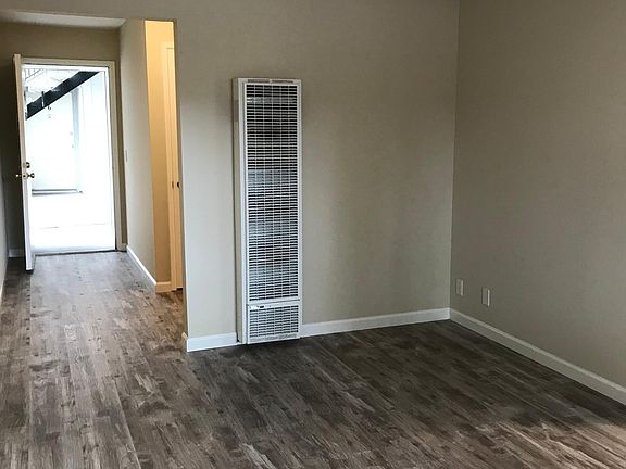 5th image of 231 S Bayview Ave #5