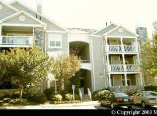 1724 Lake Shore Dr APT 23, Reston, VA 20190
