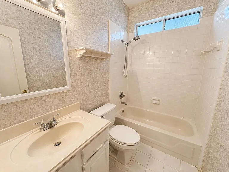 223 Wild Oak Run — Photo 13