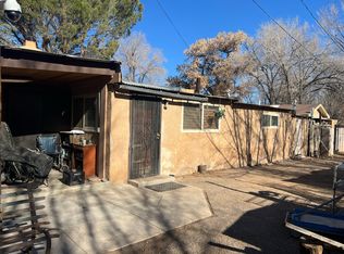 1022 Cerro Vista Rd SW, Albuquerque, NM 87105
