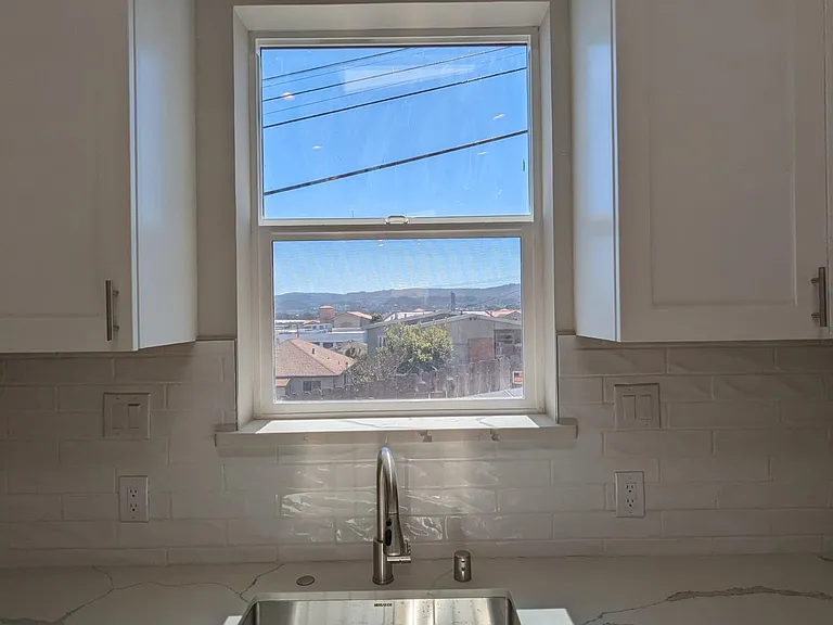 616 Tamarack Ln — Photo 14