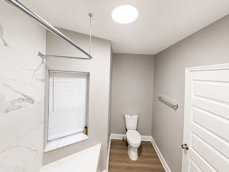 6426 S Ingleside Ave #2 — Photo 8